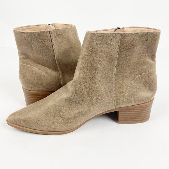 Journee Womens Ankle Boots Size 10 Tan Faux Leather Pointed Toe Zip NWOT - Picture 5 of 11